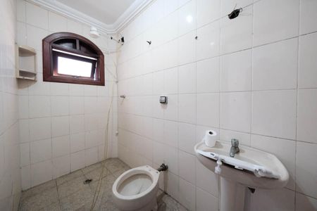 Casa para alugar com 450m², 3 quartos e 6 vagasÁrea de Serviço