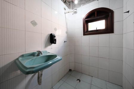 Casa para alugar com 450m², 3 quartos e 6 vagasEdícula