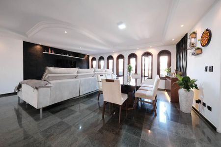 Casa para alugar com 450m², 3 quartos e 6 vagasSala