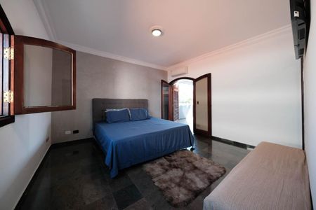 Casa para alugar com 450m², 3 quartos e 6 vagasSuíte 1