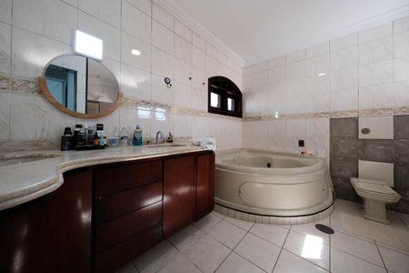 Casa para alugar com 450m², 3 quartos e 6 vagasSuíte 1