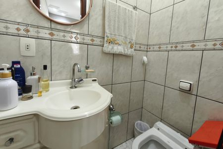 Casa para alugar com 154m², 3 quartos e 2 vagasBanheiro Social