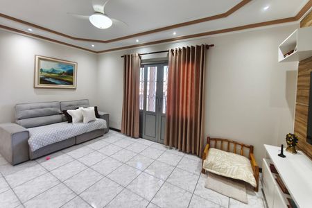 Sala de Estar de casa para alugar com 3 quartos, 154m² em Parque das Industrias, Campinas