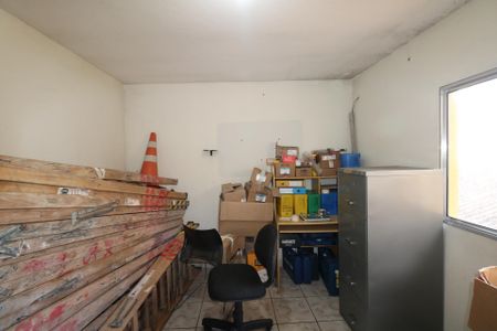 Casa à venda com 189m², 3 quartos e 2 vagas Casa à venda com 189m², 3 quartos e 2 vagasEquicula
