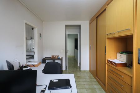 Casa à venda com 189m², 3 quartos e 2 vagas Casa à venda com 189m², 3 quartos e 2 vagasSuíte