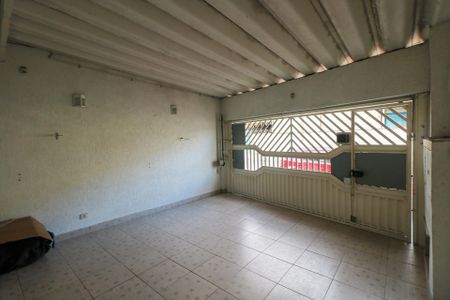 Casa à venda com 189m², 3 quartos e 2 vagas Casa à venda com 189m², 3 quartos e 2 vagasGaragem