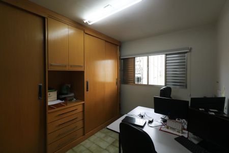 Casa à venda com 189m², 3 quartos e 2 vagas Casa à venda com 189m², 3 quartos e 2 vagasSuíte