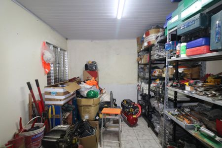 Casa à venda com 189m², 3 quartos e 2 vagas Casa à venda com 189m², 3 quartos e 2 vagasEquicula
