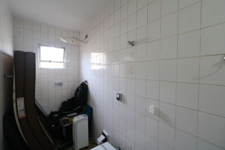 Casa à venda com 189m², 3 quartos e 2 vagas Casa à venda com 189m², 3 quartos e 2 vagasBanheiro da Suíte