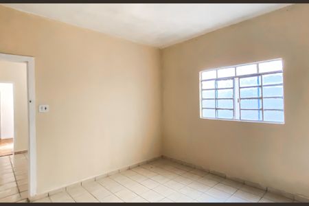Quarto  de casa para alugar com 1 quarto, 50m² em Cangaiba, São Paulo
