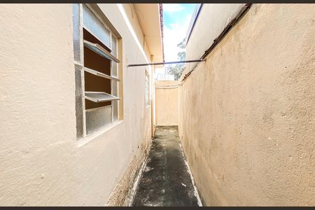 Casa para alugar com 50m², 1 quarto e sem vaga Casa para alugar com 50m², 1 quarto e sem vagaQuintal