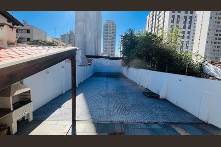 Casa para alugar com 139m², 2 quartos e 13 vagas