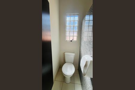 Casa para alugar com 139m², 2 quartos e 13 vagas