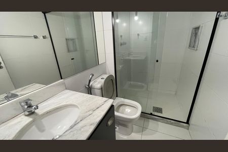 Apartamento à venda com 41m², 1 quarto e 1 vaga Apartamento à venda com 41m², 1 quarto e 1 vagaBanheiro