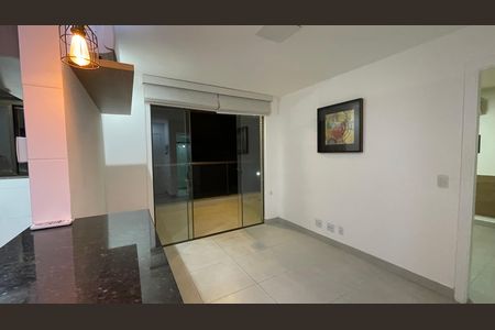 Sala de apartamento à venda com 1 quarto, 41m² em Jardim Guanabara, Rio de Janeiro