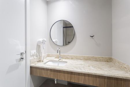 Studio para alugar com 28m², 1 quarto e sem vaga Studio para alugar com 28m², 1 quarto e sem vagaBanheiro