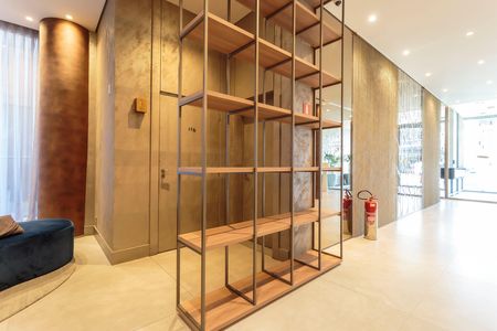 Studio para alugar com 28m², 1 quarto e sem vaga Studio para alugar com 28m², 1 quarto e sem vagaHall social