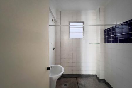 Studio para alugar com 38m², 1 quarto e sem vaga Studio para alugar com 38m², 1 quarto e sem vagaBanheiro