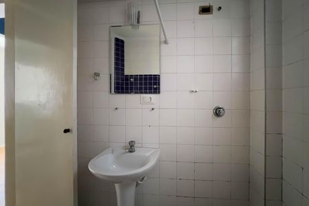 Studio para alugar com 38m², 1 quarto e sem vaga Studio para alugar com 38m², 1 quarto e sem vagaBanheiro