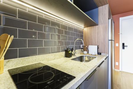 Studio para alugar com 28m², 1 quarto e sem vaga Studio para alugar com 28m², 1 quarto e sem vagaCozinha
