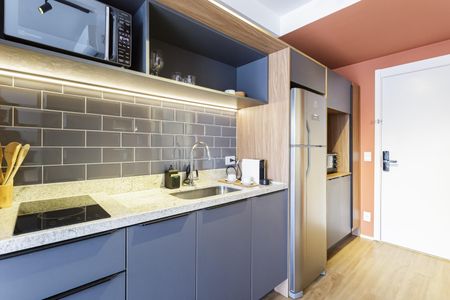 Studio para alugar com 28m², 1 quarto e sem vaga Studio para alugar com 28m², 1 quarto e sem vagaCozinha