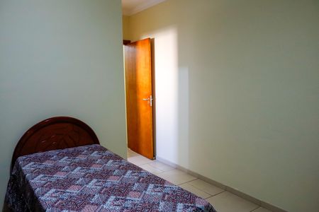 Casa à venda com 153m², 3 quartos e 4 vagas Casa à venda com 153m², 3 quartos e 4 vagasQuarto 1 - Suíte
