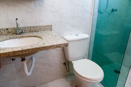 Casa à venda com 153m², 3 quartos e 4 vagas Casa à venda com 153m², 3 quartos e 4 vagasBanheiro da Suíte 2