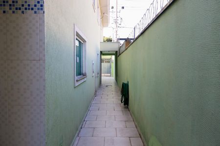 Casa à venda com 153m², 3 quartos e 4 vagas Casa à venda com 153m², 3 quartos e 4 vagasCorredor