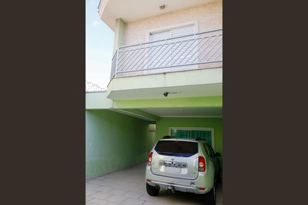 Casa à venda com 153m², 3 quartos e 4 vagas Casa à venda com 153m², 3 quartos e 4 vagasFachada