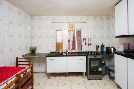 Casa à venda com 180m², 3 quartos e sem vaga