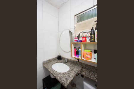 Casa à venda com 180m², 3 quartos e sem vaga