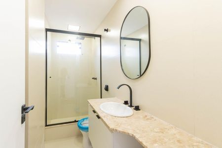 Apartamento à venda com 150m², 3 quartos e 3 vagasBanheiro 2 (cobertura)