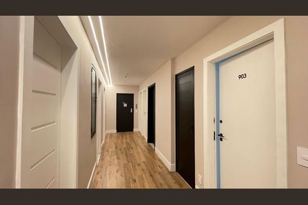Apartamento à venda com 150m², 3 quartos e 3 vagas Apartamento à venda com 150m², 3 quartos e 3 vagasCorredor