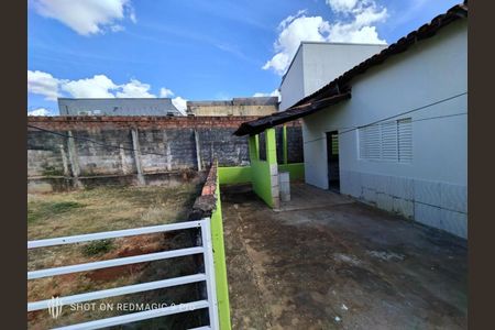 Casa para alugar com 130m², 3 quartos e 3 vagas Casa para alugar com 130m², 3 quartos e 3 vagasÁrea externa