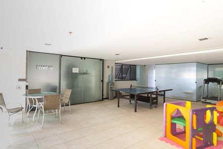 Apartamento à venda com 87m², 3 quartos e 2 vagas Apartamento à venda com 87m², 3 quartos e 2 vagasÁrea comum - Academia / salo de jogos