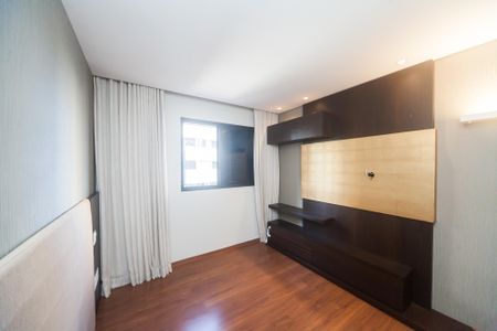 Apartamento à venda com 87m², 3 quartos e 2 vagas Apartamento à venda com 87m², 3 quartos e 2 vagassuite