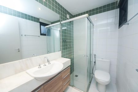 Apartamento à venda com 87m², 3 quartos e 2 vagas Apartamento à venda com 87m², 3 quartos e 2 vagasBanheiro Social