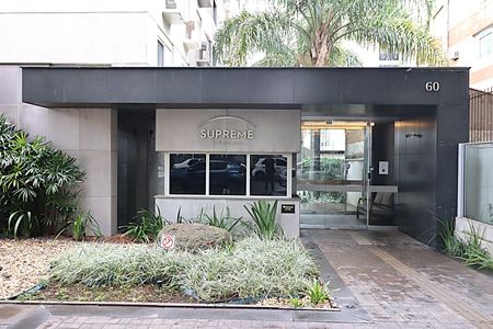 Apartamento para alugar com 56m², 2 quartos e 1 vagaFachada e portaria