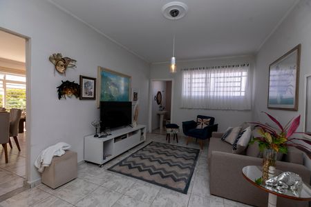 SALA DE TV de casa para alugar com 4 quartos, 230m² em Parque São Quirino, Campinas