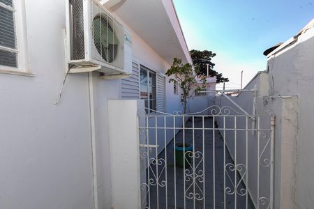 Casa para alugar com 230m², 4 quartos e 1 vagaQUINTAL