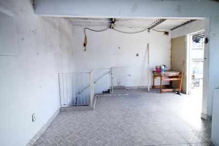 Sala - Quarto de casa para alugar com 1 quarto, 32m² em Vigário Geral, Rio de Janeiro