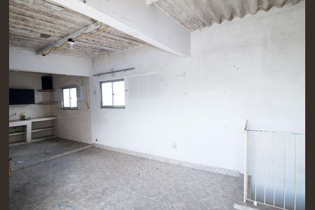 Sala - Quarto de casa para alugar com 1 quarto, 32m² em Vigário Geral, Rio de Janeiro
