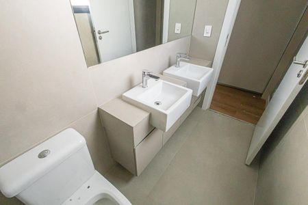Apartamento para alugar com 250m², 4 quartos e 3 vagas Apartamento para alugar com 250m², 4 quartos e 3 vagassuite
