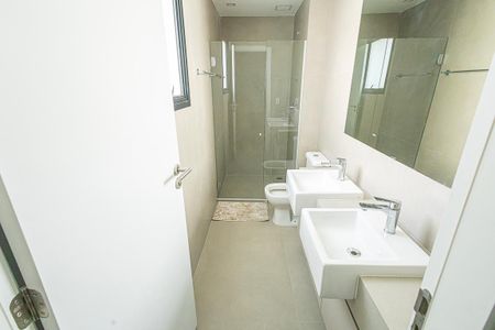 Apartamento para alugar com 250m², 4 quartos e 3 vagas Apartamento para alugar com 250m², 4 quartos e 3 vagassuite