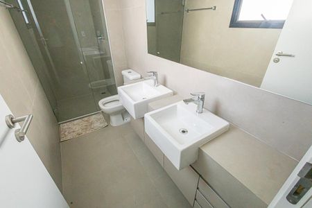 Apartamento para alugar com 250m², 4 quartos e 3 vagas Apartamento para alugar com 250m², 4 quartos e 3 vagassuite