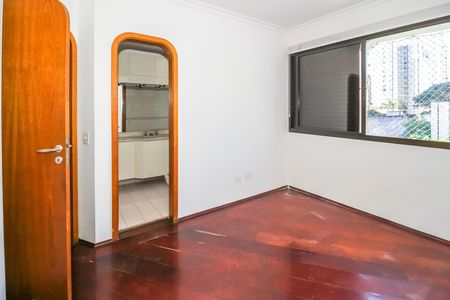 Apartamento à venda com 216m², 4 quartos e 3 vagas Apartamento à venda com 216m², 4 quartos e 3 vagasSuíte 3
