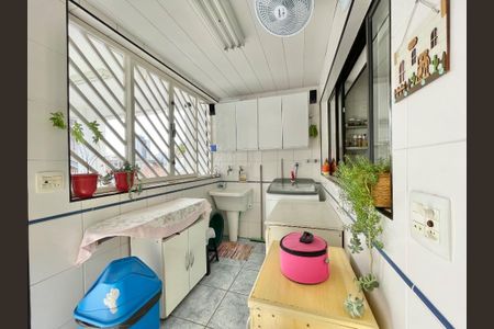 Casa à venda com 141m², 3 quartos e 2 vagas Casa à venda com 141m², 3 quartos e 2 vagasFoto 26