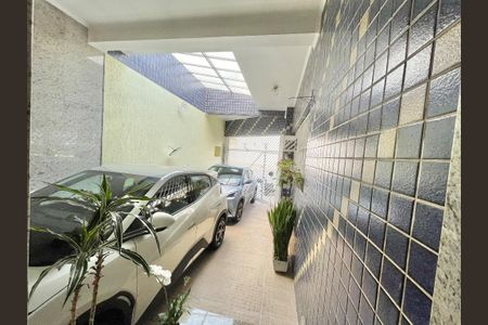 Casa à venda com 141m², 3 quartos e 2 vagas Casa à venda com 141m², 3 quartos e 2 vagasFoto 01