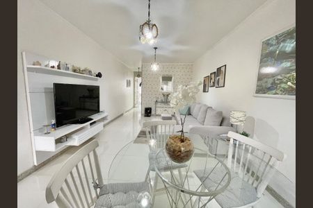 Casa à venda com 141m², 3 quartos e 2 vagas Casa à venda com 141m², 3 quartos e 2 vagasFoto 03