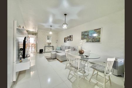 Casa à venda com 141m², 3 quartos e 2 vagas Casa à venda com 141m², 3 quartos e 2 vagasFoto 04